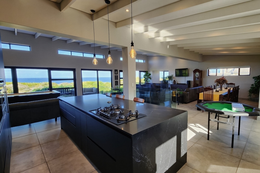 3 Bedroom Property for Sale in Dana Bay Western Cape